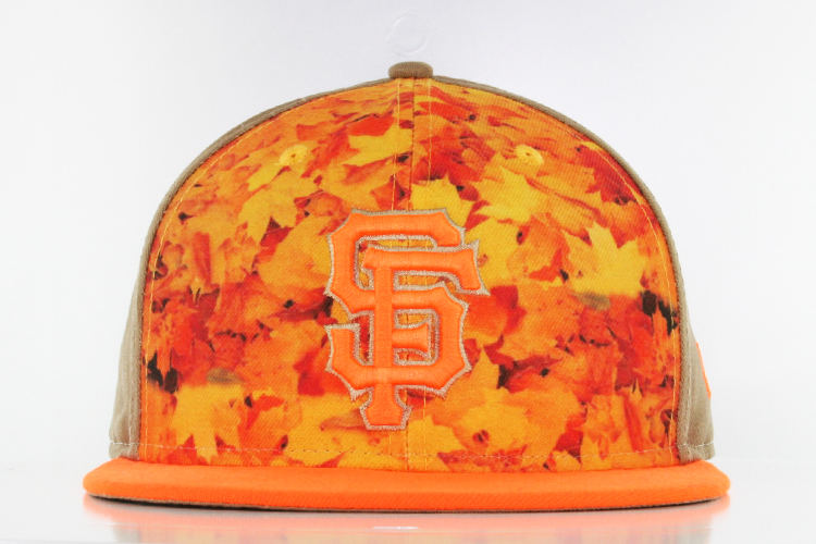 San Francisco Giants Pattern Front Gold Star