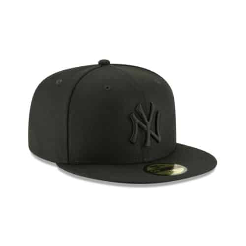 New Era 59Fifty New York Yankees Fitted Hat Black Front Right