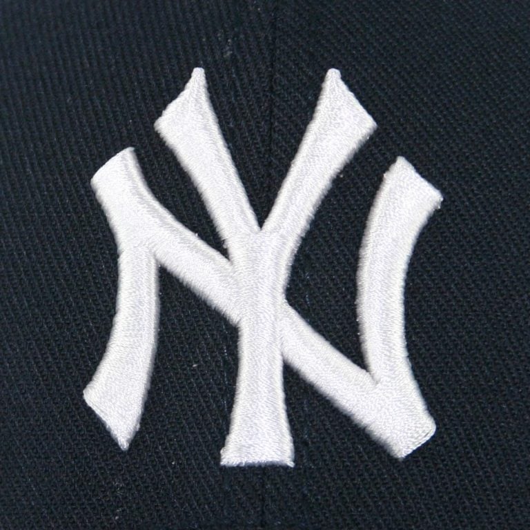New Era 3930 New York Yankees Team Classic Stretch Fit Hat, Navy- Logo New Era 3930 New York Yankees Team Classic Stretch Fit Hat, Navy- Logo