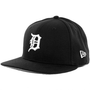 New Era 59Fifty Detroit Tigers Fitted Hat Black White 2021