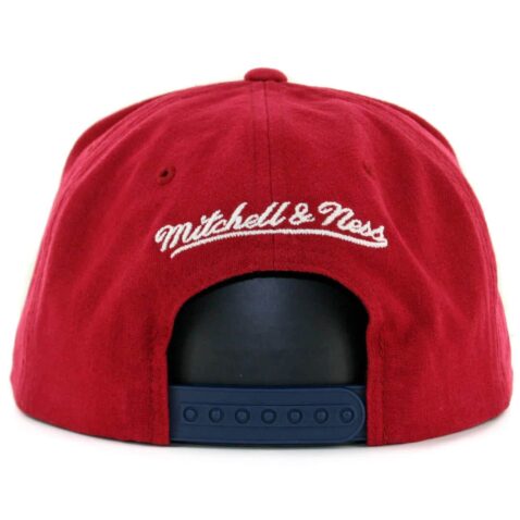 Mitchell & Ness Cleveland Cavaliers Sandy Off White Burgundy Navy Snapback Hat