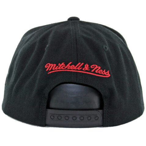 Mitchell & Ness Chicago Bulls Elements Snapback Hat Black