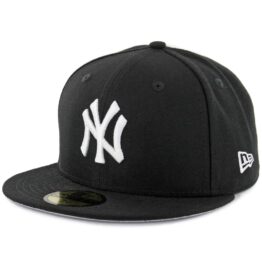 New Era 59Fifty New York Yankees Fitted Black Hat White Logo