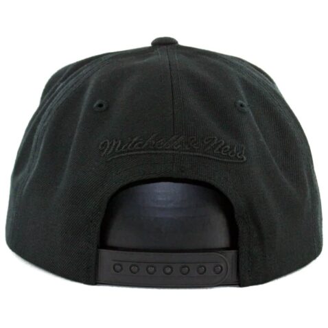 Mitchell & Ness Golden State Warriors Cropped XL Logo Snapback Hat Black
