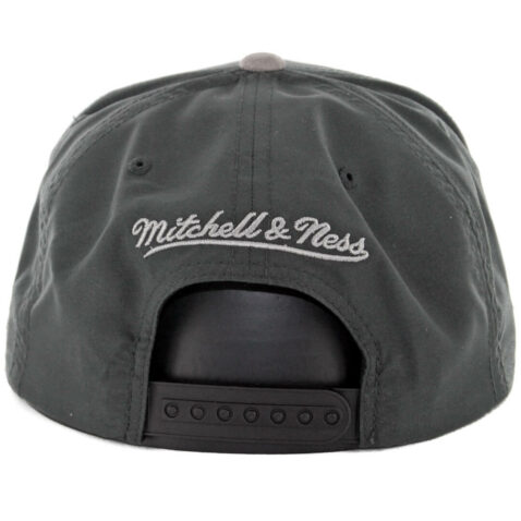 Mitchell & Ness Cleveland Cavaliers Buttery Snapback Hat Dark Grey-Grey