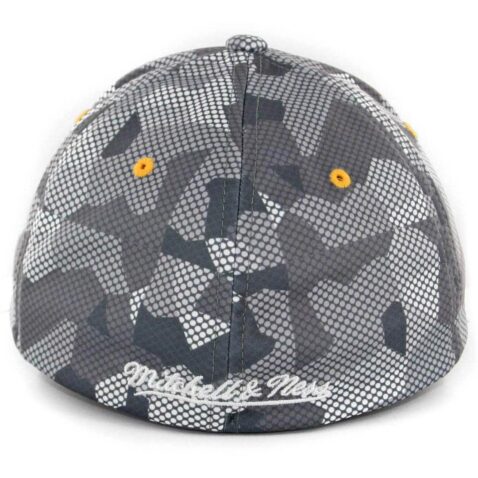 Mitchell & Ness Golden State Warriors Carbon Camo Flexfit Hat