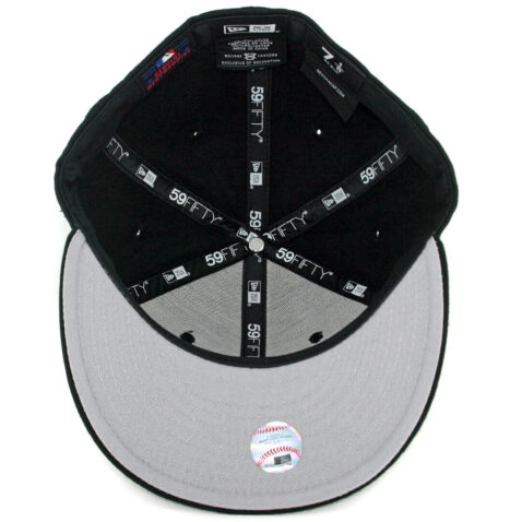 New Era 59Fifty Chicago Cubs Fitted Hat Black White