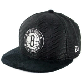 New Era 9Fifty Brooklyn Nets 2017 On Court Snapback Hat Black