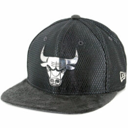 New Era 9Fifty Chicago Bulls On Court Official 2017 Snapback Hat Graphite
