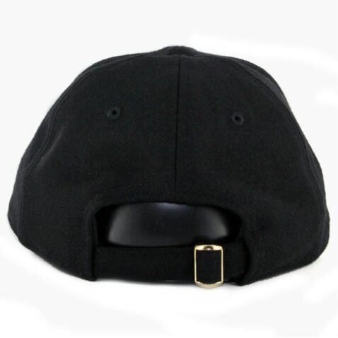 New Era 9Twenty New York Yankees Badge Slick Strapback Hat Black