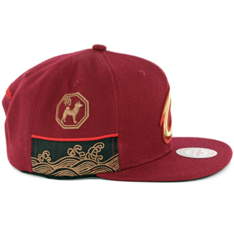 Mitchell & Ness Cleveland Cavaliers Chinese New Year Snapback Hat Burgundy