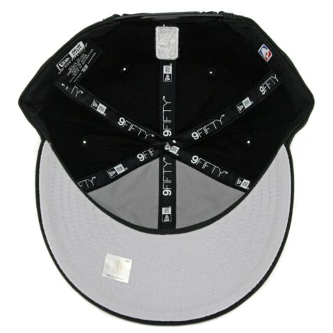 New Era 9Fifty San Antonio Spurs Badged Fan Retro Snapback Hat Black