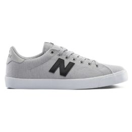 New Balance 210 Shoe Black Grey
