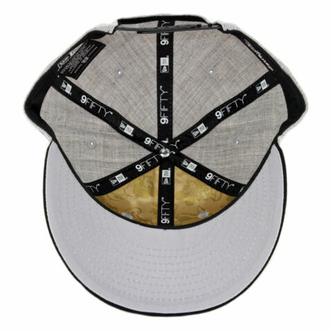 New Era 9Fifty Mickey Mouse Hang Loose Snapback Hat Heather Grey Black - Image 3