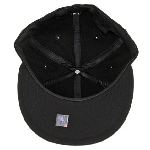 New Era 59Fifty Los Angeles Lakers Blackout Logo Slick Fitted Hat Black - Image 3