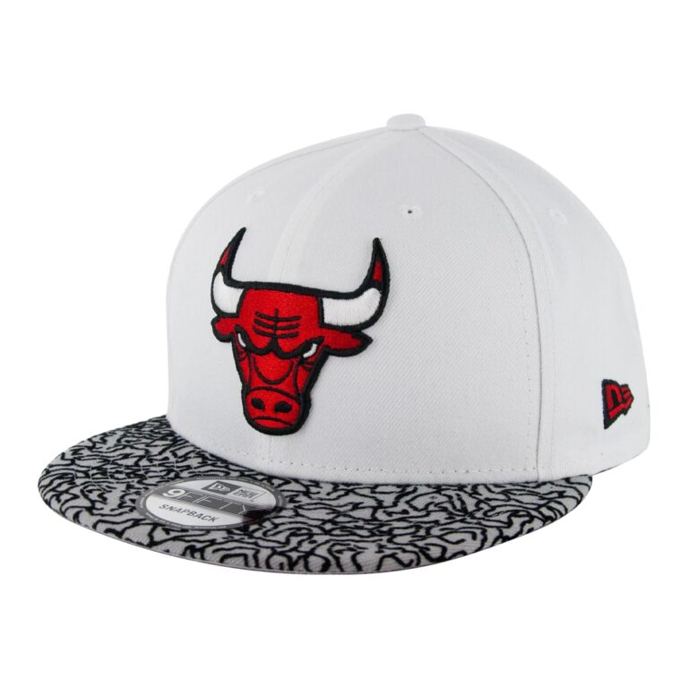 NE Bulls Jordan 3 WH RD-EL Snap (White Red-Elephant)-min