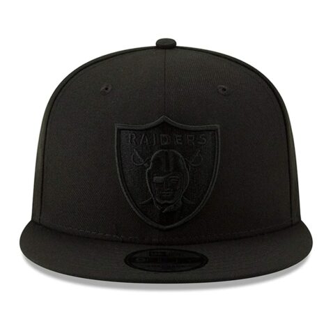 New Era 9Fifty Las Vegas Raiders Black On Black Blackout Snapback Hat