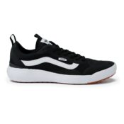 Vans Ultrarange EXO (Black)-min