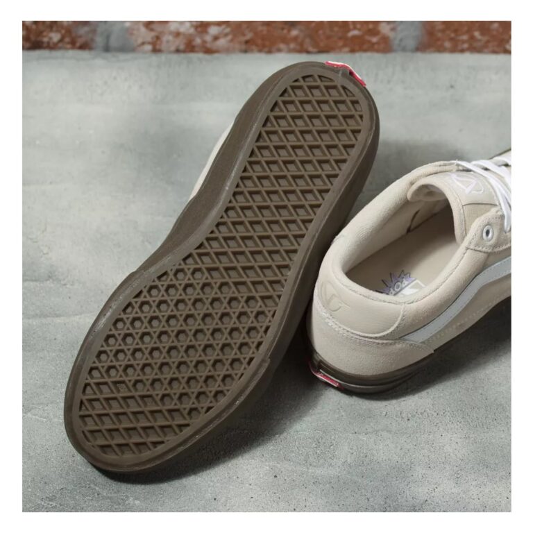 Vans Rowan Pro (Oatmeal-Gum) 05-min Vans Rowan Pro (Oatmeal-Gum) 05-min