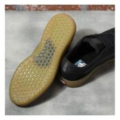 Vans Ave Pro (Black-Gum) 03-min