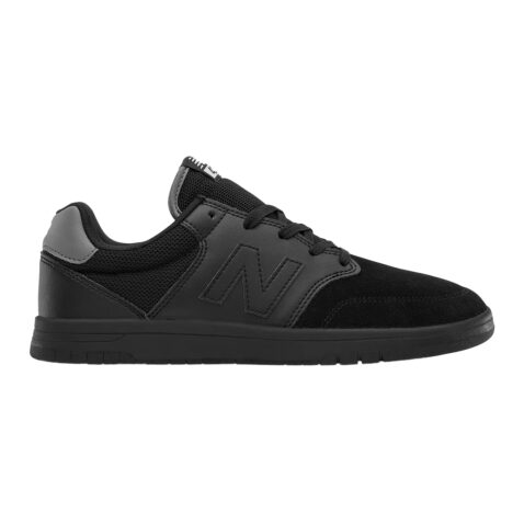 NB All Coasts 425 Black Grey