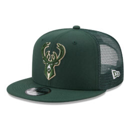 New Era 9Fifty Milwaukee Bucks Classic Trucker Official Team Colors Snapback Hat Front Right