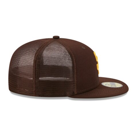 New Era 59Fifty San Diego Padres Classic Trucker Dark Brown Fitted Hat Right