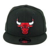New Era 9Fifty Basic Chicago Bulls Black Snapback Hat Front