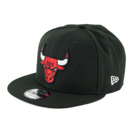 New Era 9Fifty Basic Chicago Bulls Black Snapback Hat Front Right