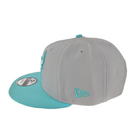 New Era 9Fifty Chicago Bulls Two Tone Color Pack Snapback Hat Grey Aqua New Era 9Fifty Chicago Bulls Two Tone Color Pack Snapback Hat Grey Aqua Left