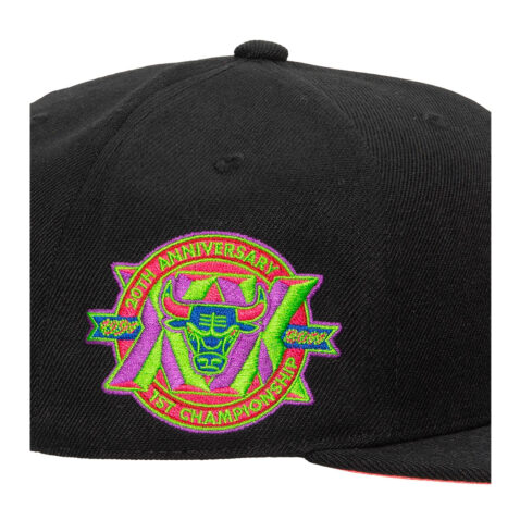 Mitchell & Ness Chicago Bulls Color Bomb Fitted Hat Black Logo