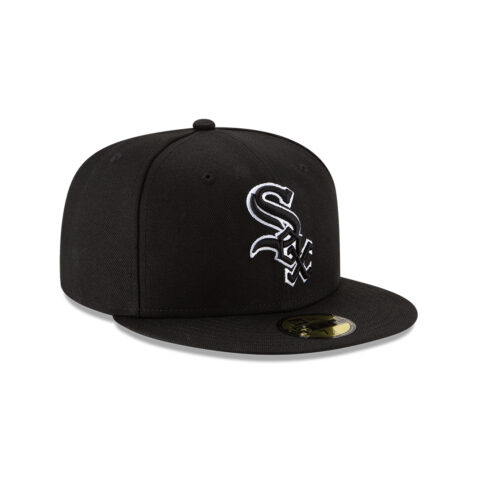 New Era 59Fifty Chicago White Sox Fitted Hat Black Black White Right Front