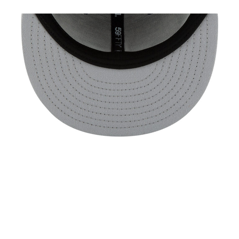 New Era 59Fifty Chicago White Sox Fitted Hat Black Black White Undervisor New Era 59Fifty Chicago White Sox Fitted Hat Black Black White Undervisor
