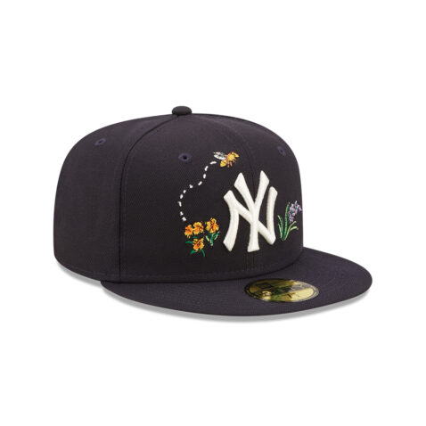 New Era 59Fifty New York Yankees Watercolor Floral Fitted Hat Dark Navy Right Front
