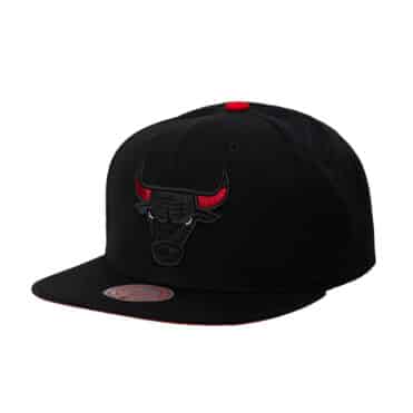 Mitchell & Ness Born And Bred Chicago Bulls Snapback Hat Black