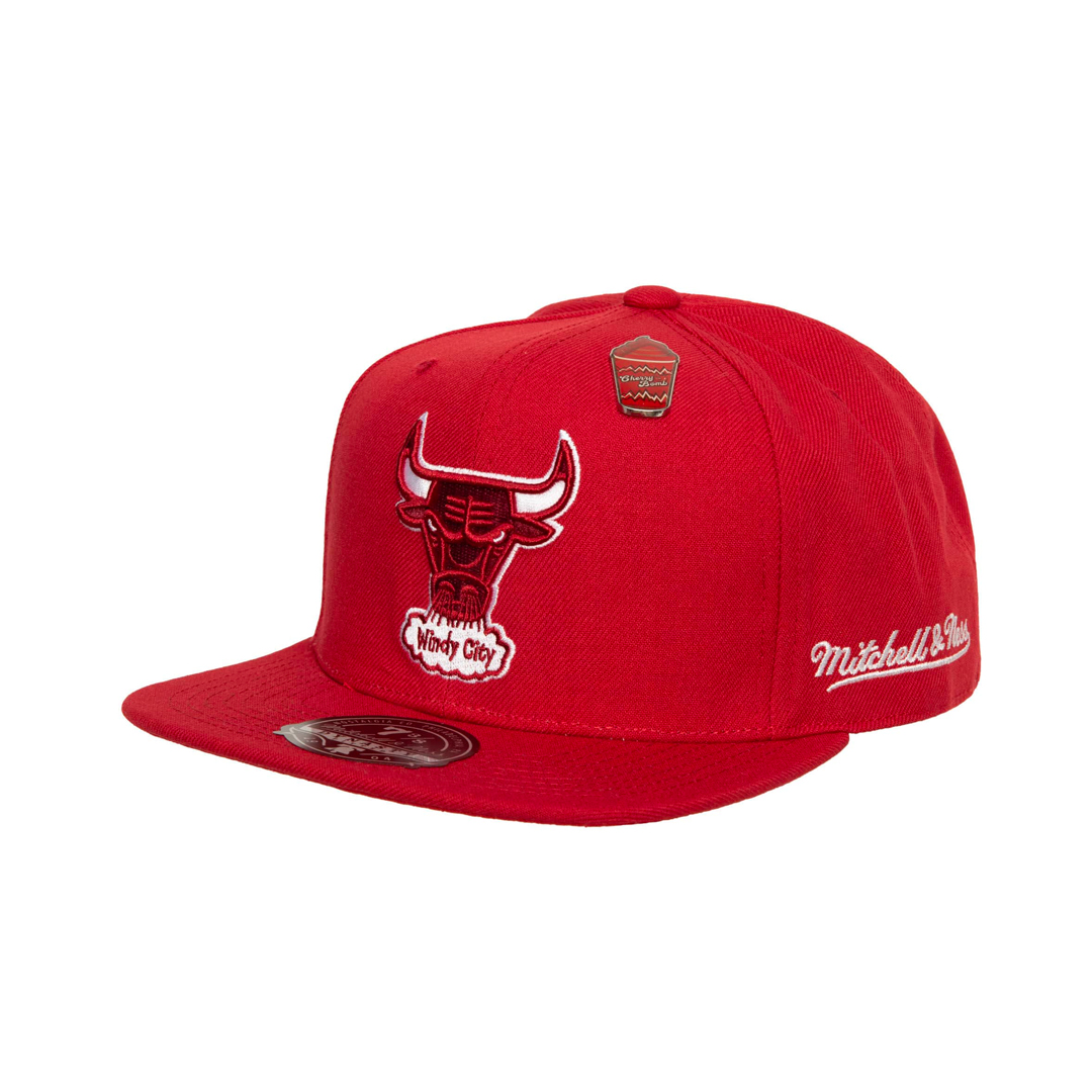 mitchell and ness chicago bulls hat