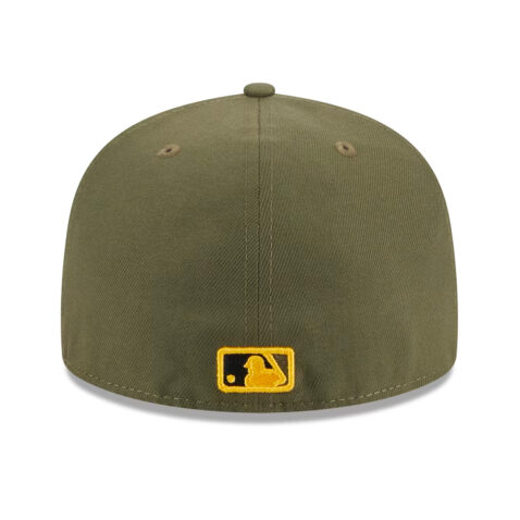 New Era 59Fifty San Diego Padres Armed Forces Day 2023 Fitted Hat New Olive Back