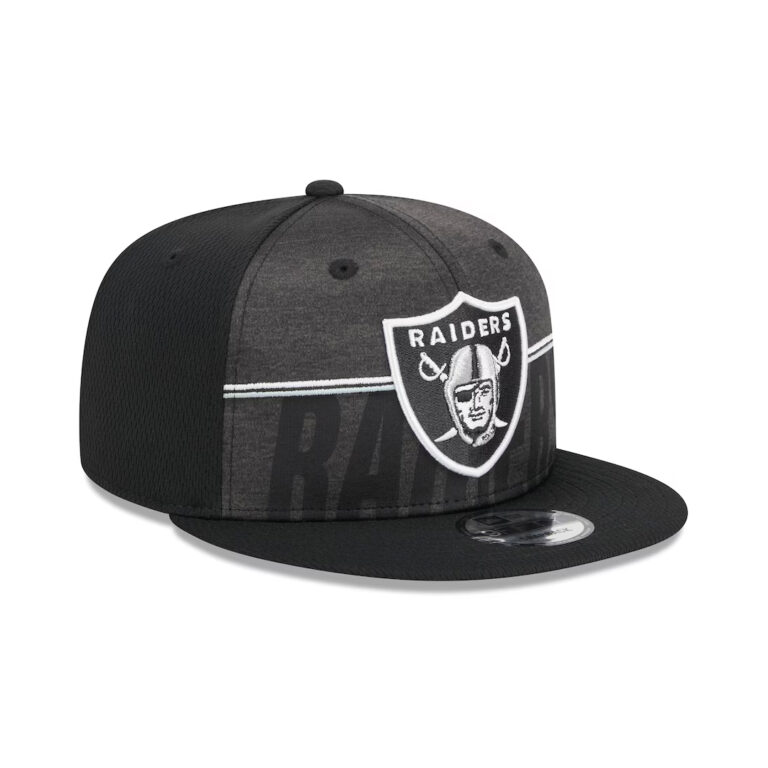New Era 9Fifty Las Vegas Raiders Training Camp 23' Snapback Hat Black Right Front New Era 9Fifty Las Vegas Raiders Training Camp 23' Snapback Hat Black Right Front