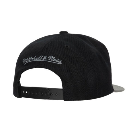 Mitchell & Ness Brooklyn New York Nets 2 Tone 2.0 Snapback Hat Black Grey Back