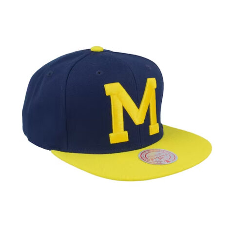 Mitchell & Ness Michigan Wolverines Two Tone 2.0 Snapback Hat Navy Yellow Right Front