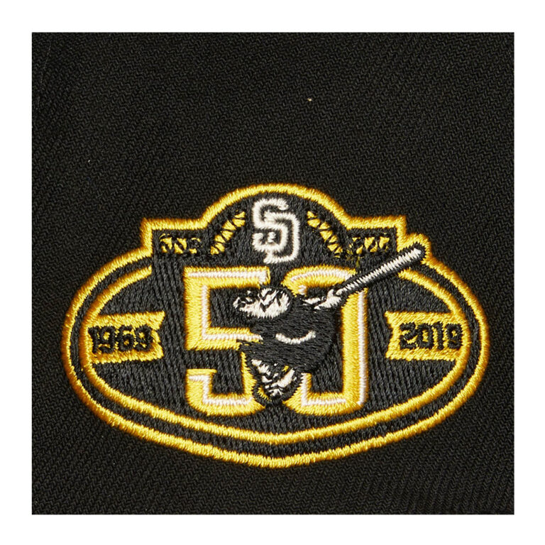 Mitchell & Ness San Deigo Padres Team Classic Snapback Hat Black Logo Mitchell & Ness San Deigo Padres Team Classic Snapback Hat Black Logo