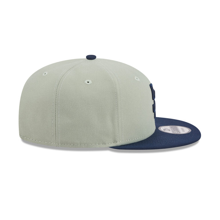 New Era 9Fifty San Diego Padres Two Tone Snapback Hat Light Mint Green Dark Navy Right New Era 9Fifty San Diego Padres Two Tone Snapback Hat Light Mint Green Dark Navy Right