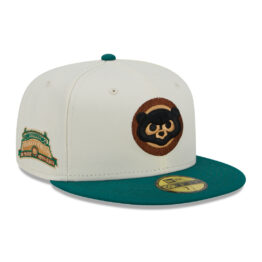 New Era 59Fifty Chicago Cubs Camp Fitted Hat Chrome White Green
