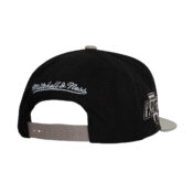 Mitchell-Ness-Los-Angeles-Kings-Vintage-Script-Adjustable-Snapback-Hat-Black-Gray-Back.jpg