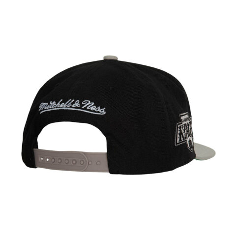 Mitchell & Ness Los Angeles Kings Vintage Script Adjustable Snapback Hat Black Gray - Image 2