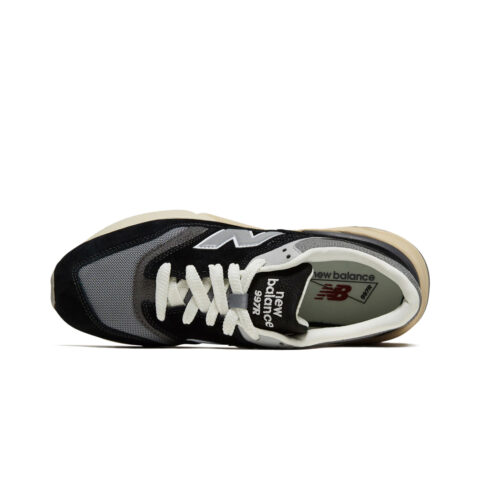 New Balance 997R Shoe Black Grey - Image 3