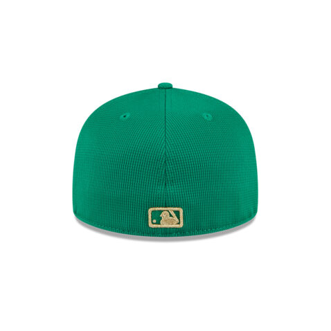 New Era 59Fifty San Diego Padres St. Patrick's Day 2024 Fitted Hat Chrome White Kelly Green - Image 6