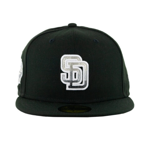 New Era 59Fifty San Diego Padres Aux Pack Track 5 Fitted Hat Black Gradient Silver