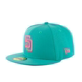 蓄光 NEWERA San Diego Padres 9FORTY Glow Light Tracker Cap 日本未発売 NEWERA SD San Diego Padres 9FORTY Glow Light