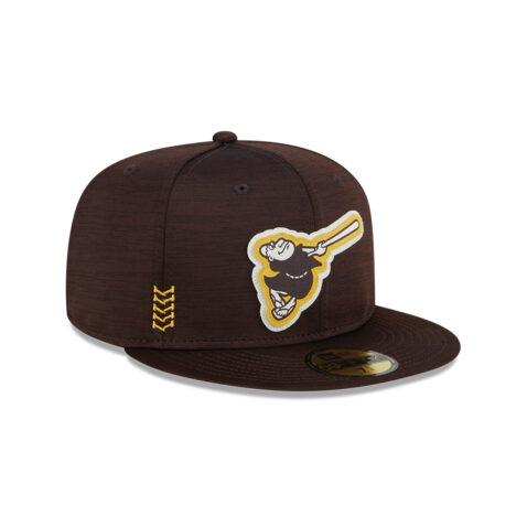 New Era 59Fifty San Diego Padres Clubhouse 2024 Fitted Hat Burnt Wood Brown - Image 4